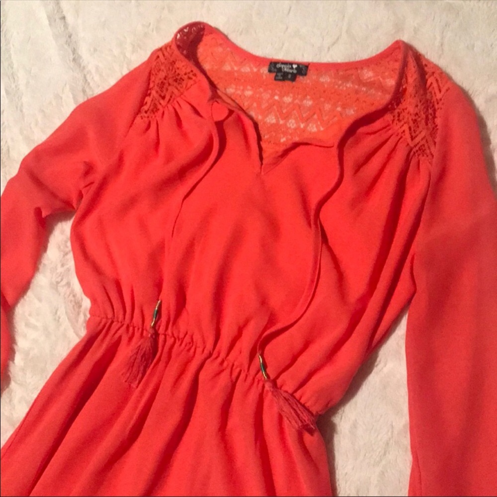 Dress - Picture 2 of 4